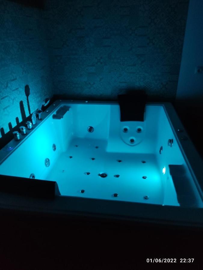 Villa Egipto Con Jacuzzi Y Piscina Climatizada Chiclana de la Frontera Eksteriør billede